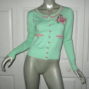 VOODOO VIXEN Green & Pink Embroidered Lace Cropped Sweater